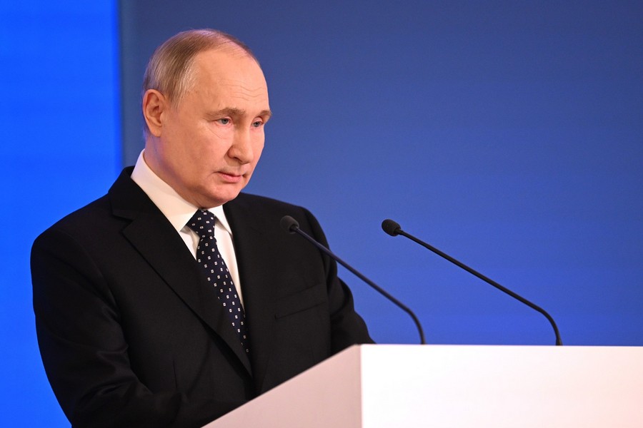 Владимир Путин принял участие в работе XII съезда ФНПР
